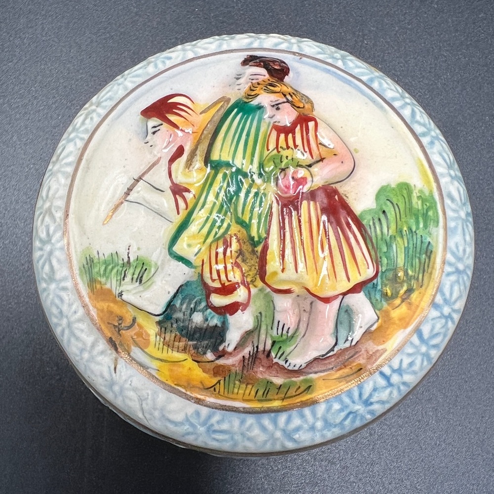 Hand painted Italian Trinket Box vintage - repaired
